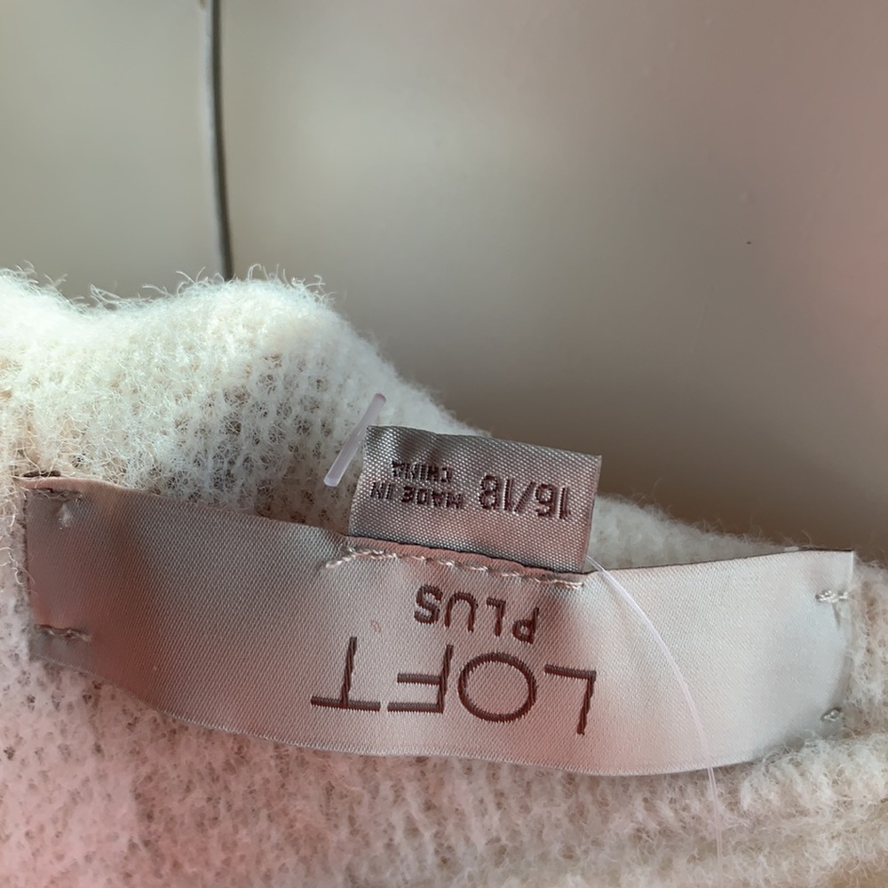 Loft Sweater - Picture 9 of 10